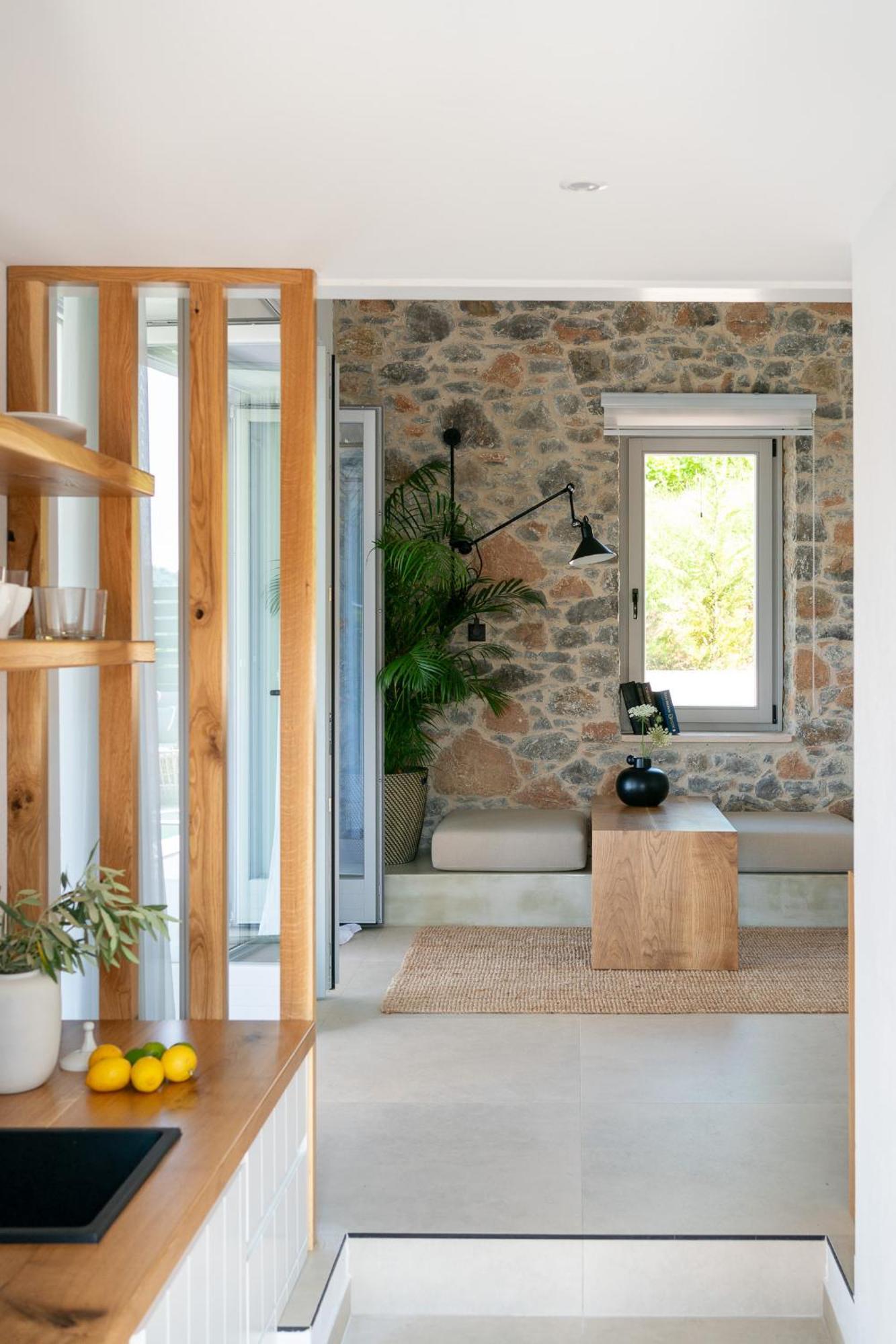 Stone Build Suite With Private Pool Kolios Exteriör bild